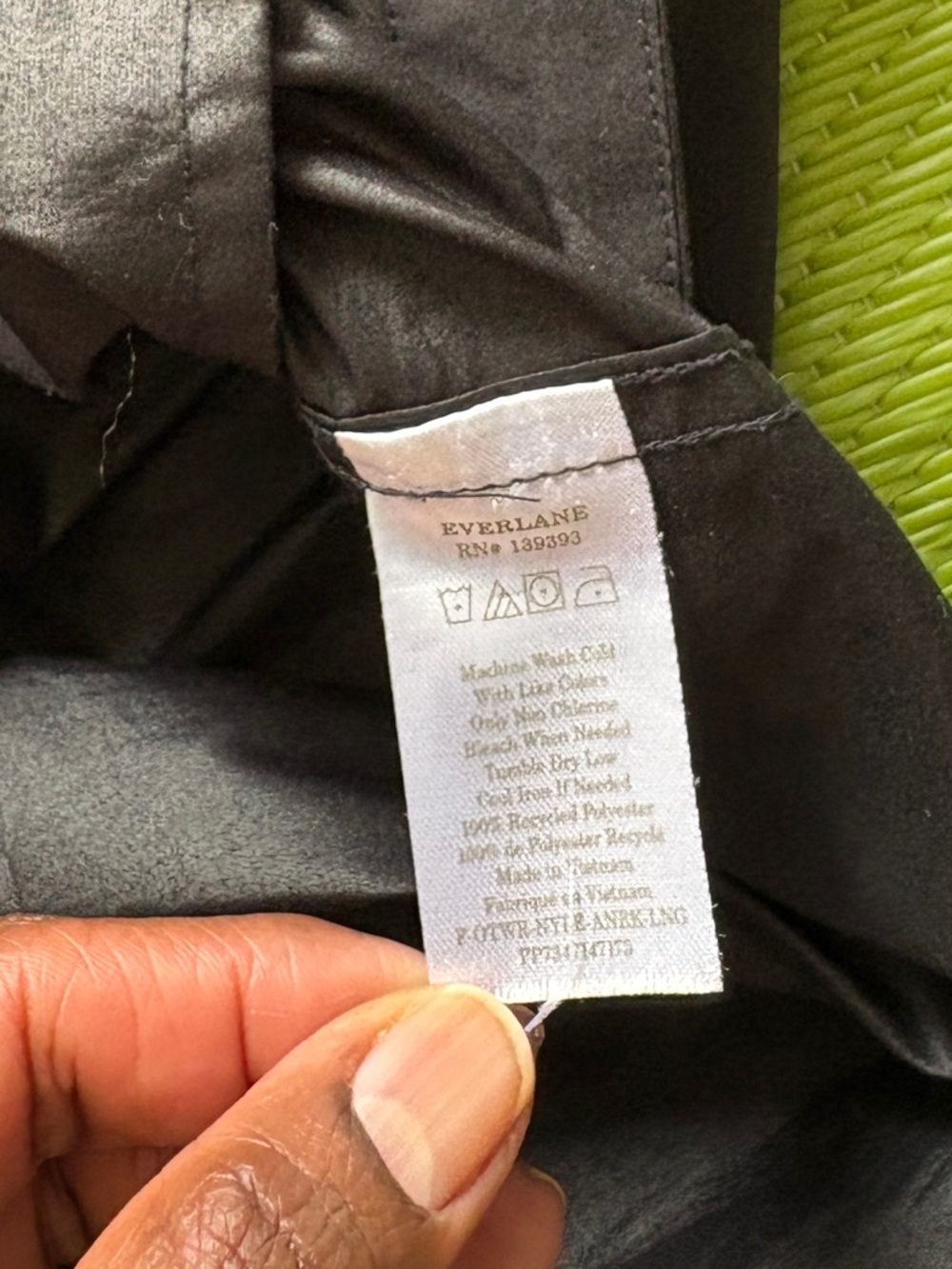 Everlane The Anorak Waterproof Rain Jacket Black Size Medium Lightweight - Picture 11 of 13